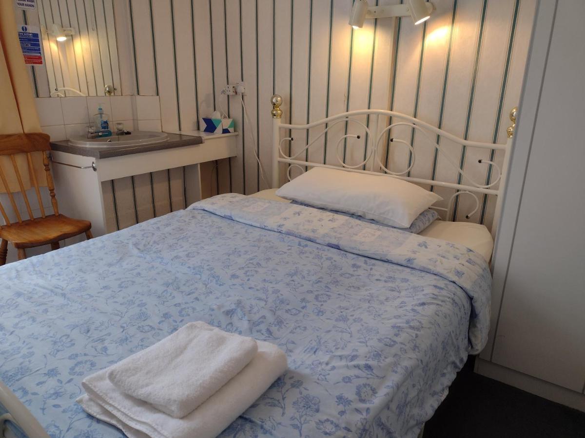 The Arran Guest house Scarborough